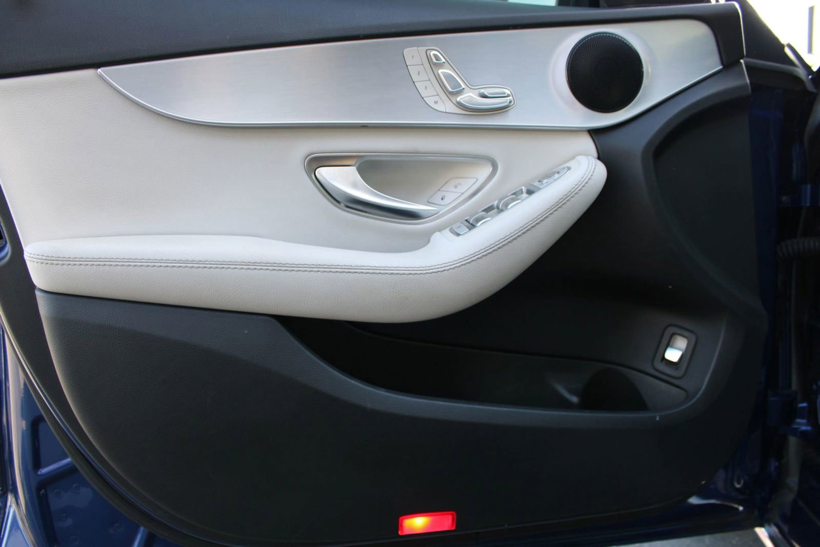 Used 2018 Mercedes-Benz C 300 Sedan image 8