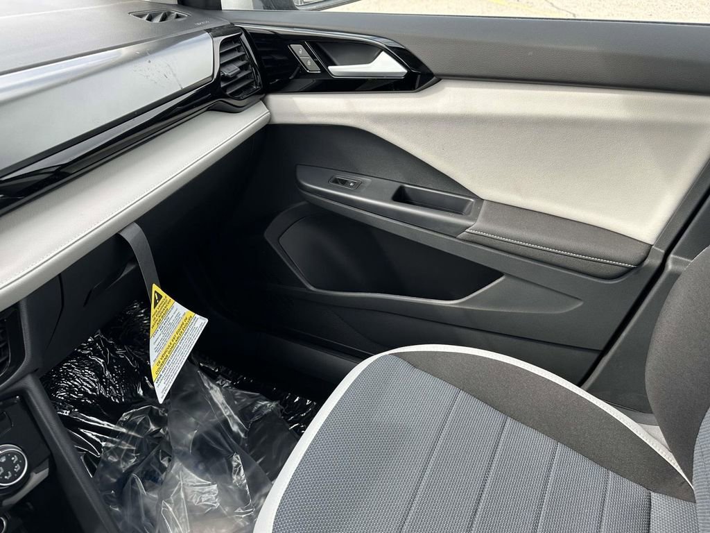 New 2025 Volkswagen Taos S FWD image 24