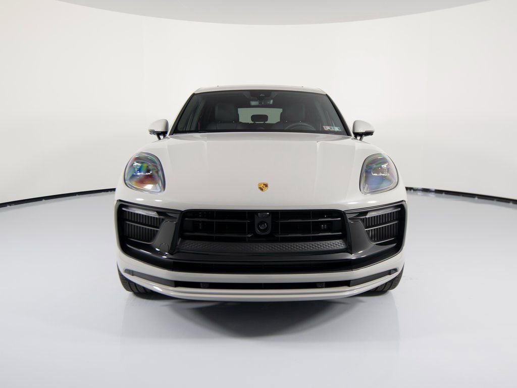 New 2026 Porsche Macan GTS image 10