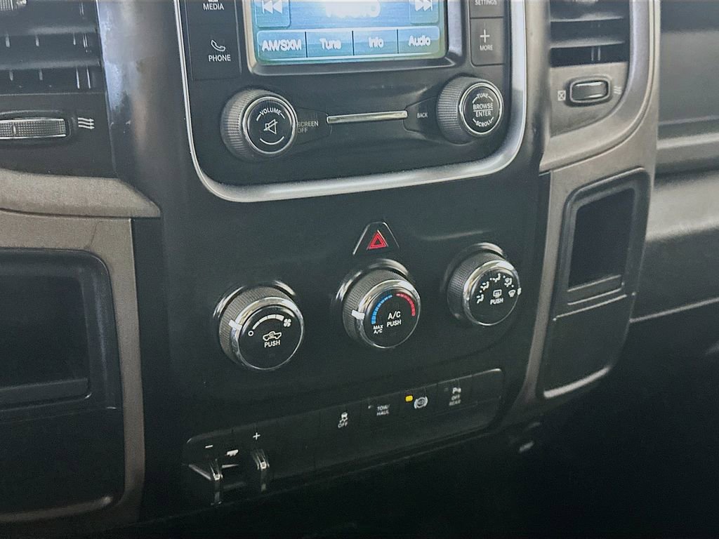 Used 2018 RAM 2500 Tradesman w/ Chrome Appearance Group image 18