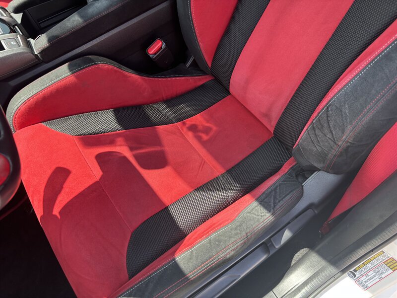 Used 2019 Honda Civic Type R image 17