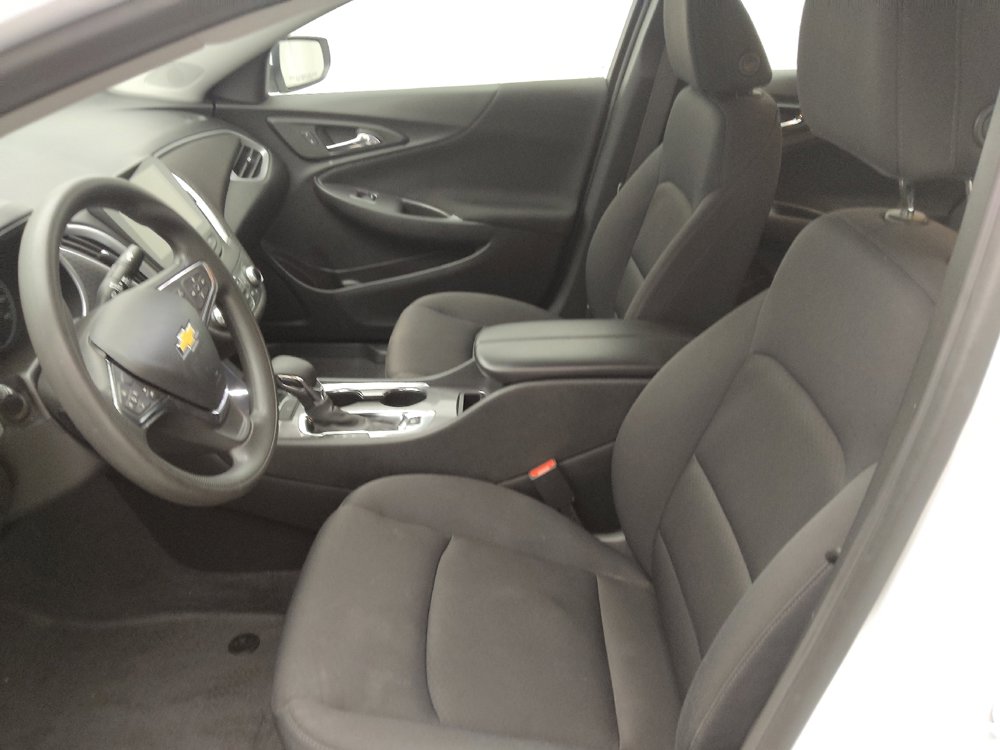 Used 2023 Chevrolet Malibu LT image 17