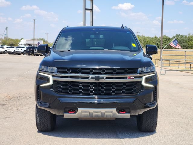 Used 2022 Chevrolet Tahoe Z71 w/ Luxury Package AWD/4WD image 2