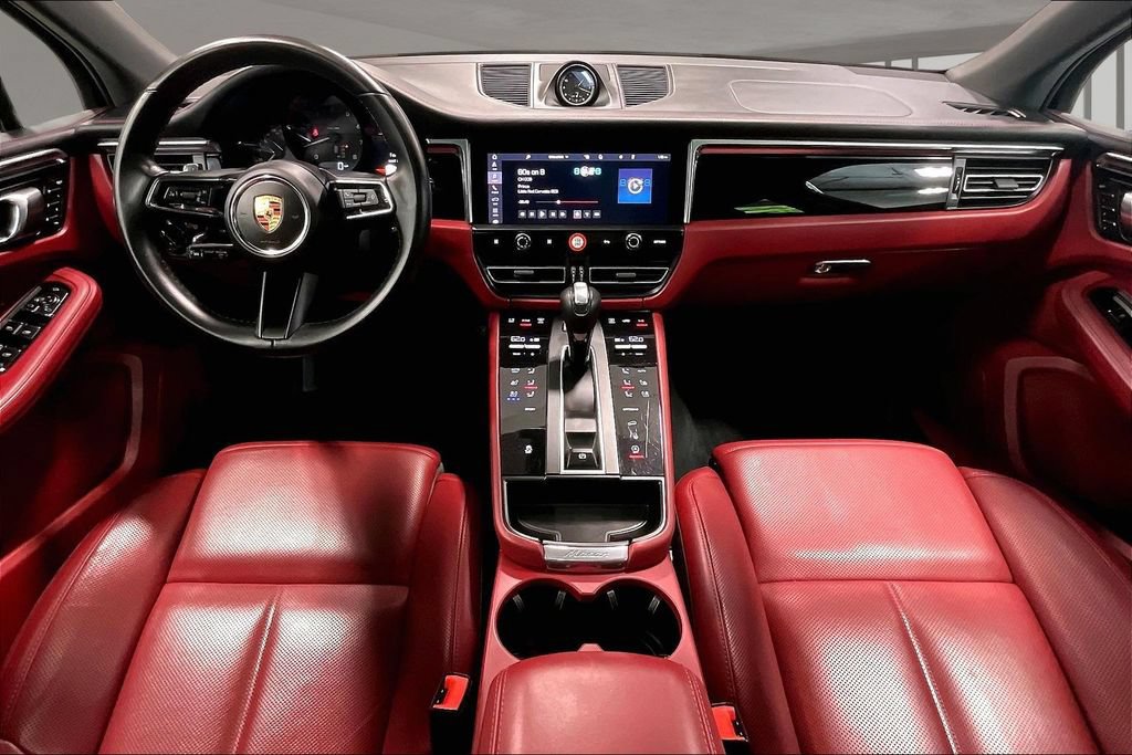 Used 2023 Porsche Macan AWD/4WD image 7