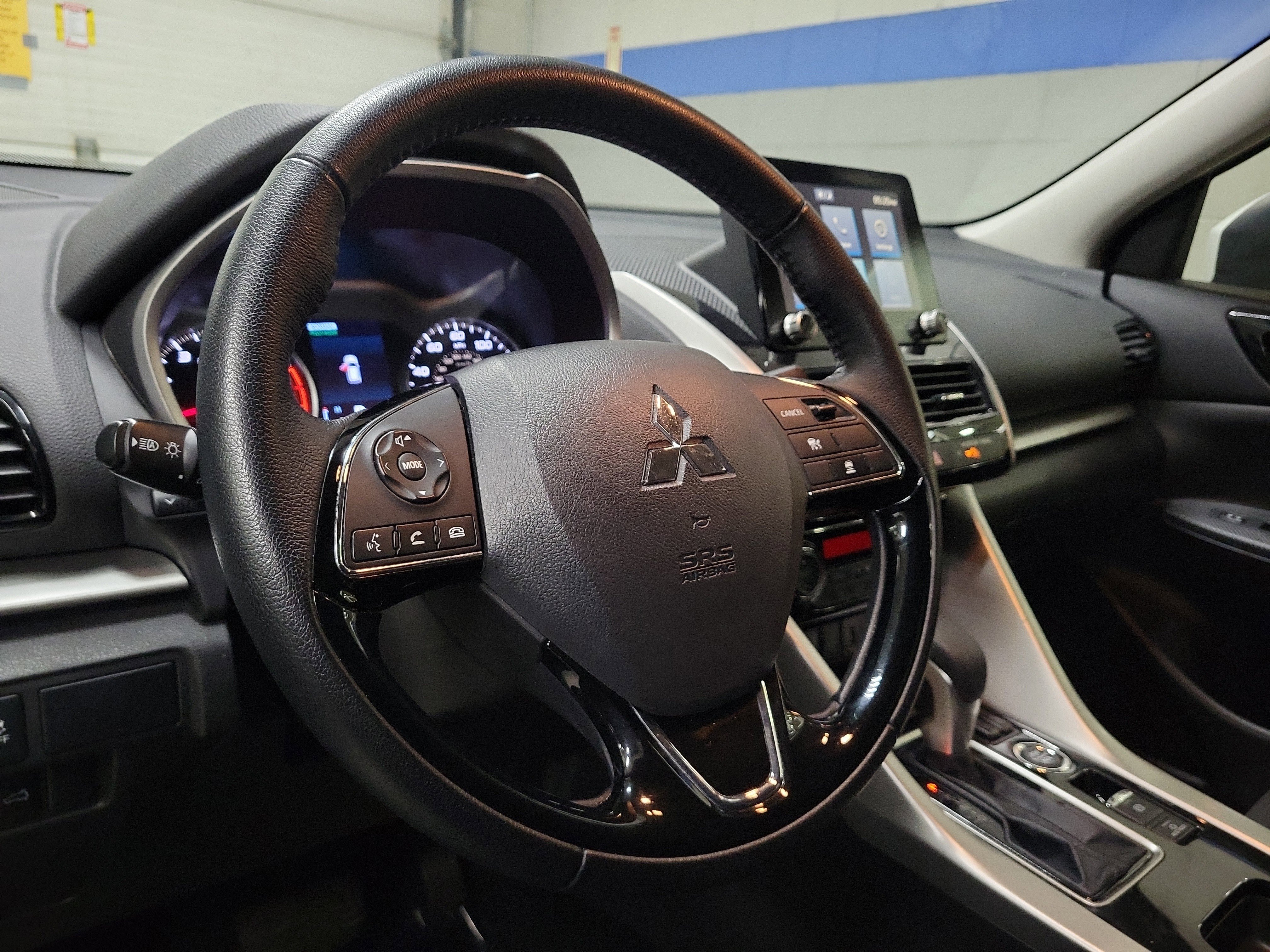 Used 2024 Mitsubishi Eclipse Cross SE image 17