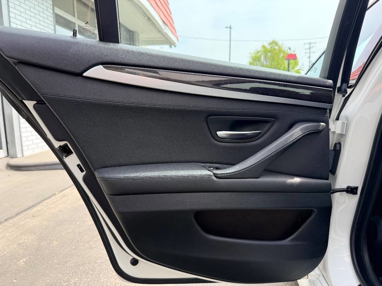 Used 2016 BMW 528i xDrive Sedan image 30