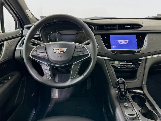 New 2025 Cadillac XT5 Premium Luxury AWD/4WD image 21