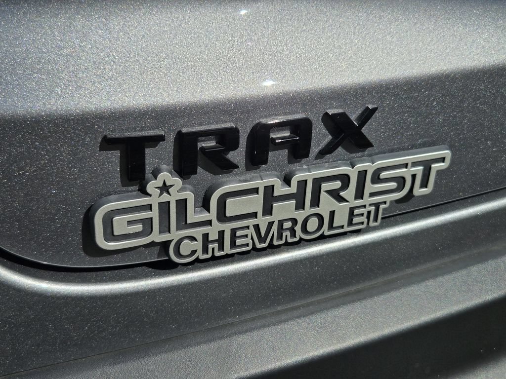 New 2026 Chevrolet Trax RS w/ Sunroof Package FWD image 12