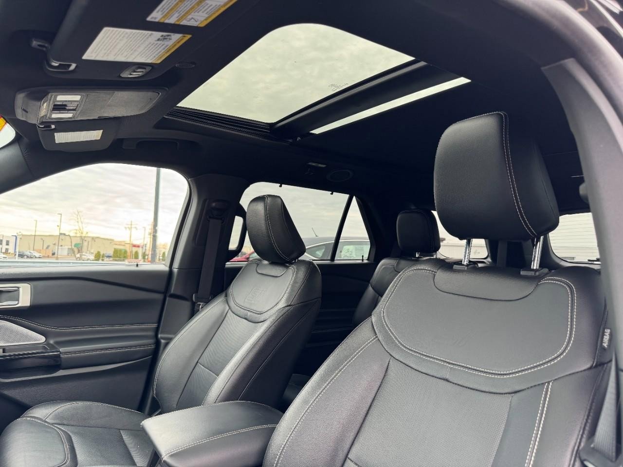 Used 2022 Ford Explorer ST w/ Equipment Group 401A image 17