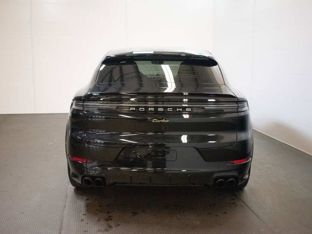 Certified 2025 Porsche Cayenne Turbo image 6