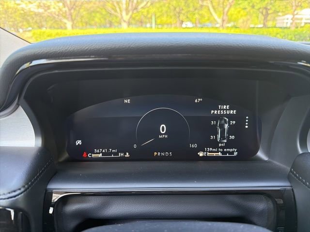 Used 2023 Lincoln Nautilus Reserve w/ Equipment Group 201A image 14