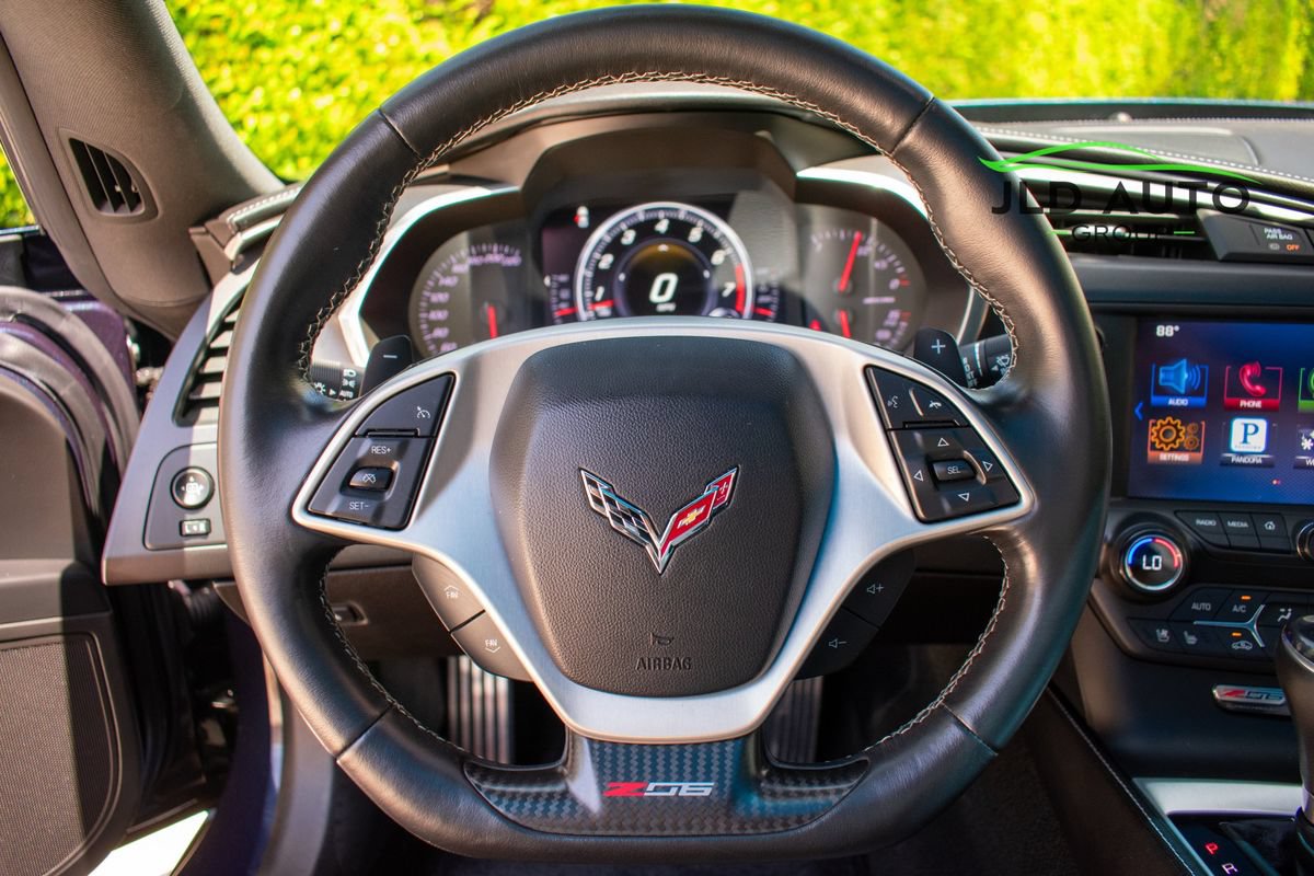 Used 2016 Chevrolet Corvette Z06 w/ Z07 Performance Package RWD image 11
