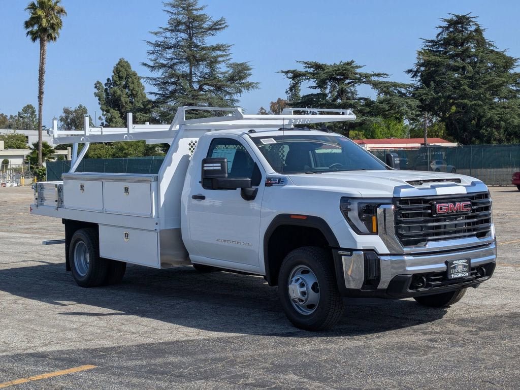 New 2026 GMC Sierra 3500 Pro w/ Convenience Package RWD image 4