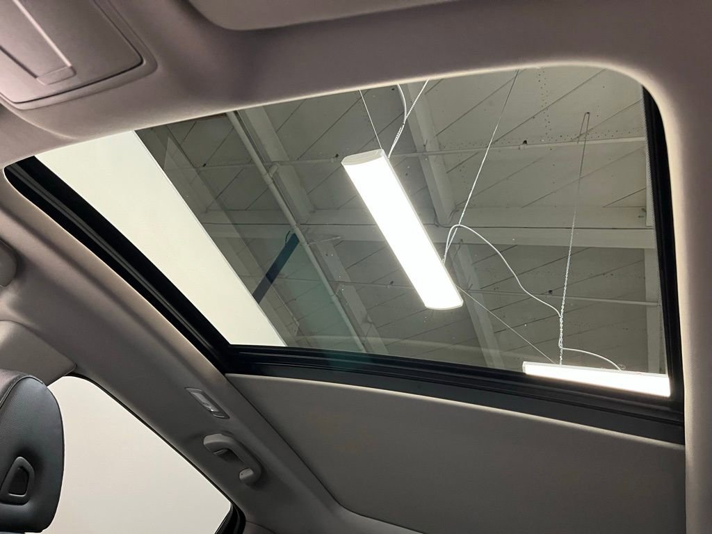 New 2026 Acura MDX SH-AWD image 10