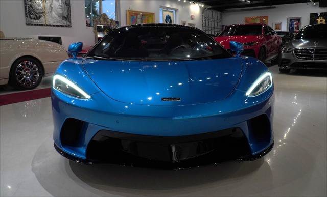 Used 2022 McLaren GT RWD image 2