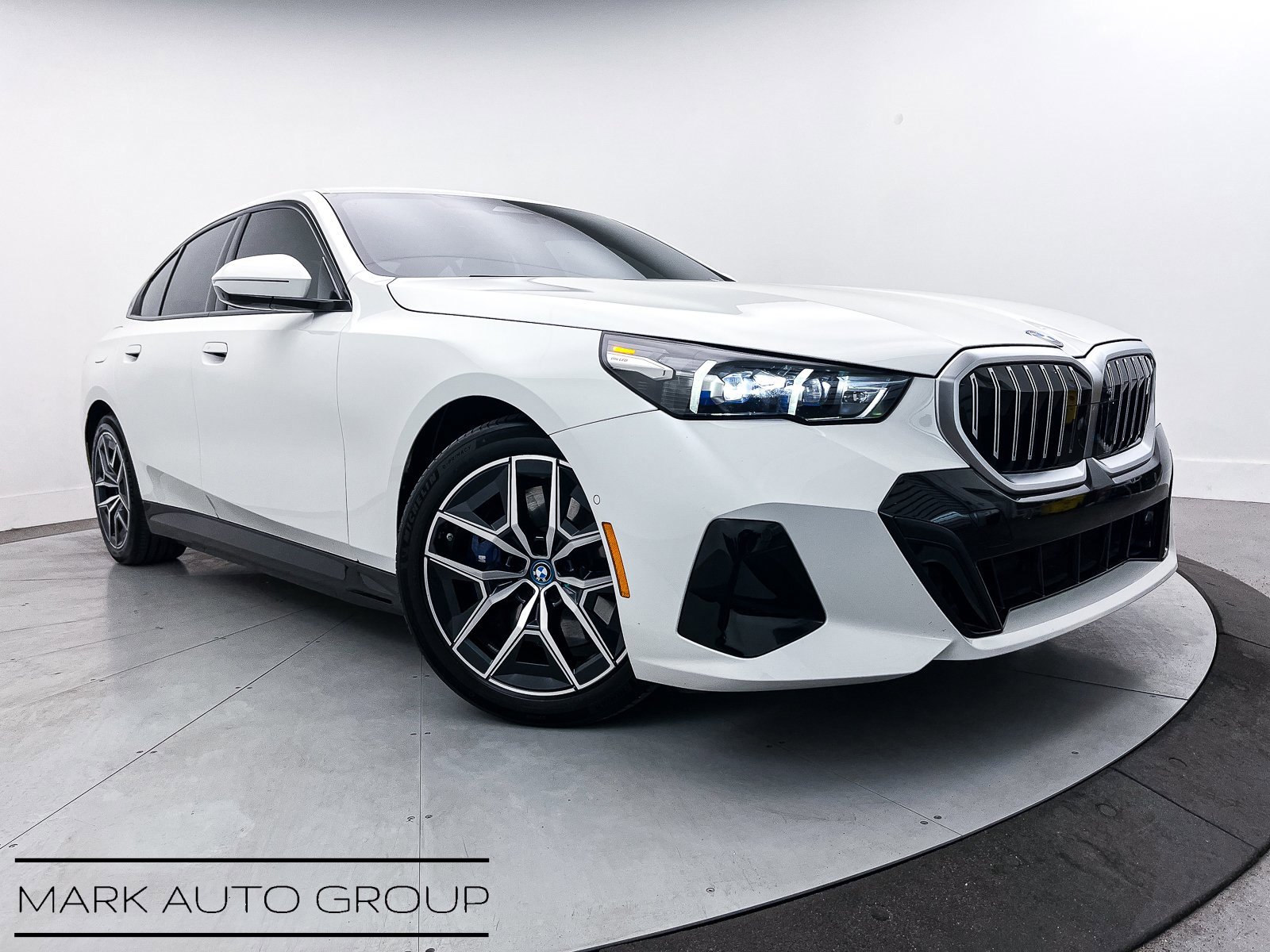 Used 2024 BMW i5 eDrive40i w/ M Sport Package