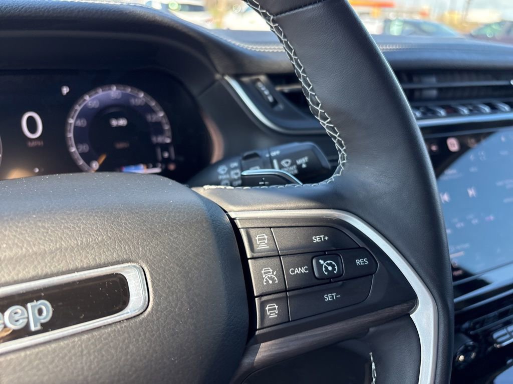 Used 2021 Jeep Grand Cherokee L Limited image 38