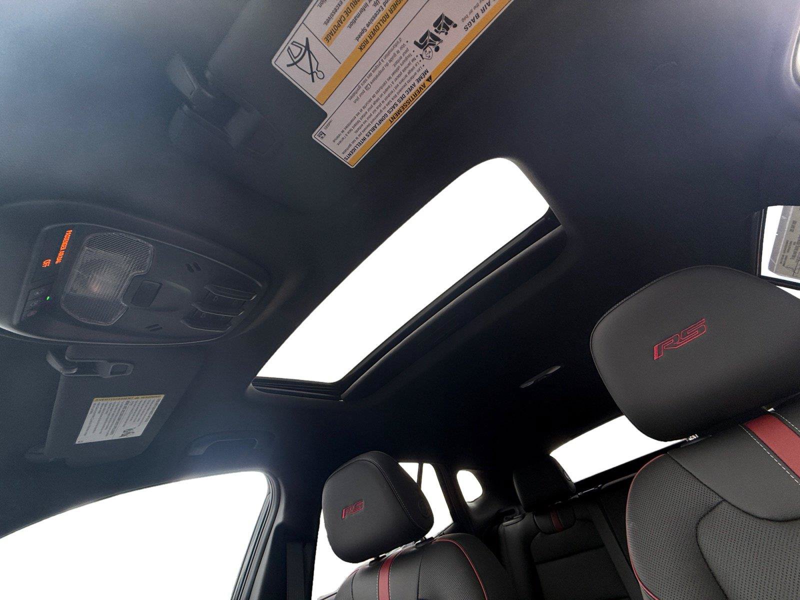 New 2026 Chevrolet Trax RS w/ Sunroof Package FWD image 22