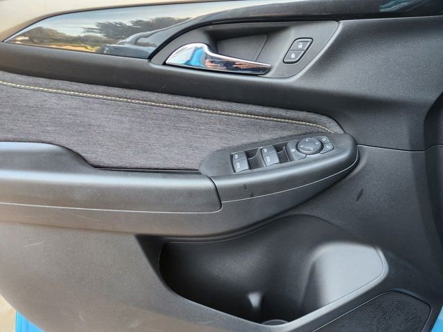 Used 2025 Chevrolet TrailBlazer ACTIV w/ Driver Confidence Package image 25