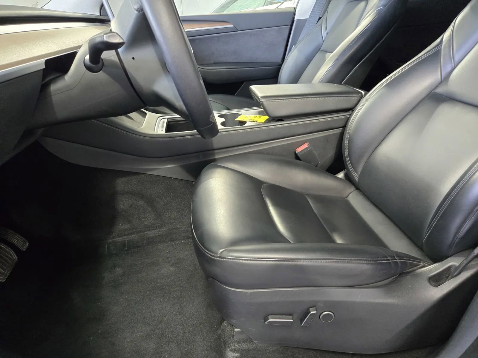 Used 2023 Tesla Model Y Long Range image 14