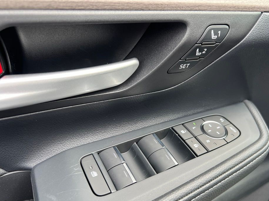 New 2026 Toyota Grand Highlander AWD Hybrid image 36