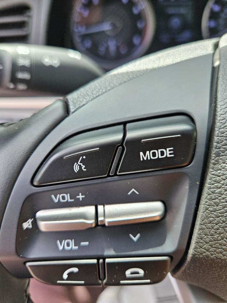 Used 2020 Hyundai Elantra Value Edition image 12