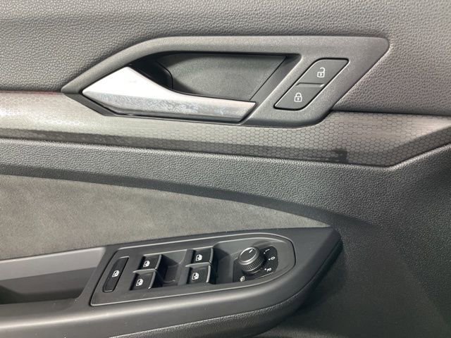 Used 2024 Volkswagen GTI S image 31