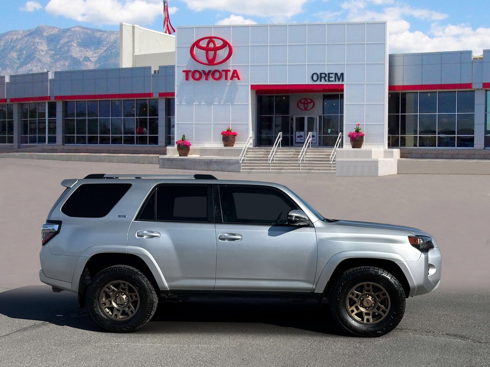 Used 2023 Toyota 4Runner SR5 Premium AWD/4WD image 3