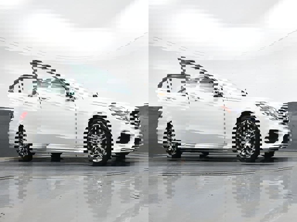 Used 2015 Mercedes-Benz E 350 Sedan image 42