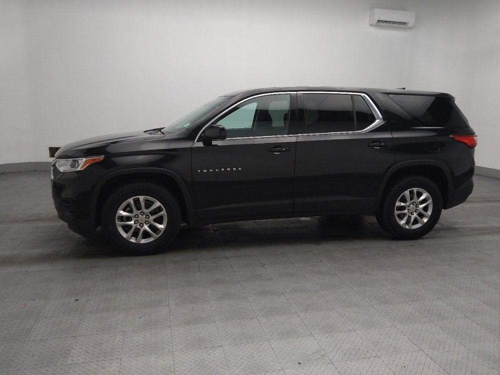 Used 2019 Chevrolet Traverse LS image 2