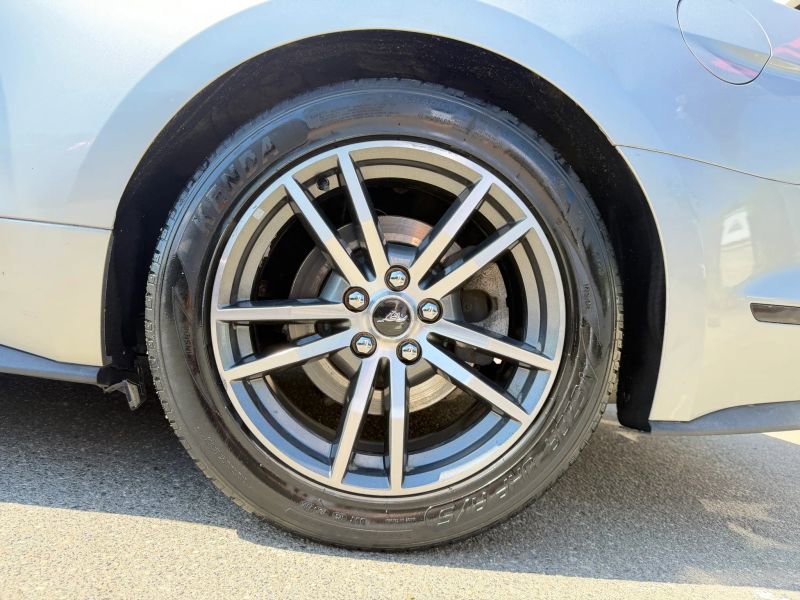 Used 2016 Ford Mustang Premium RWD image 30