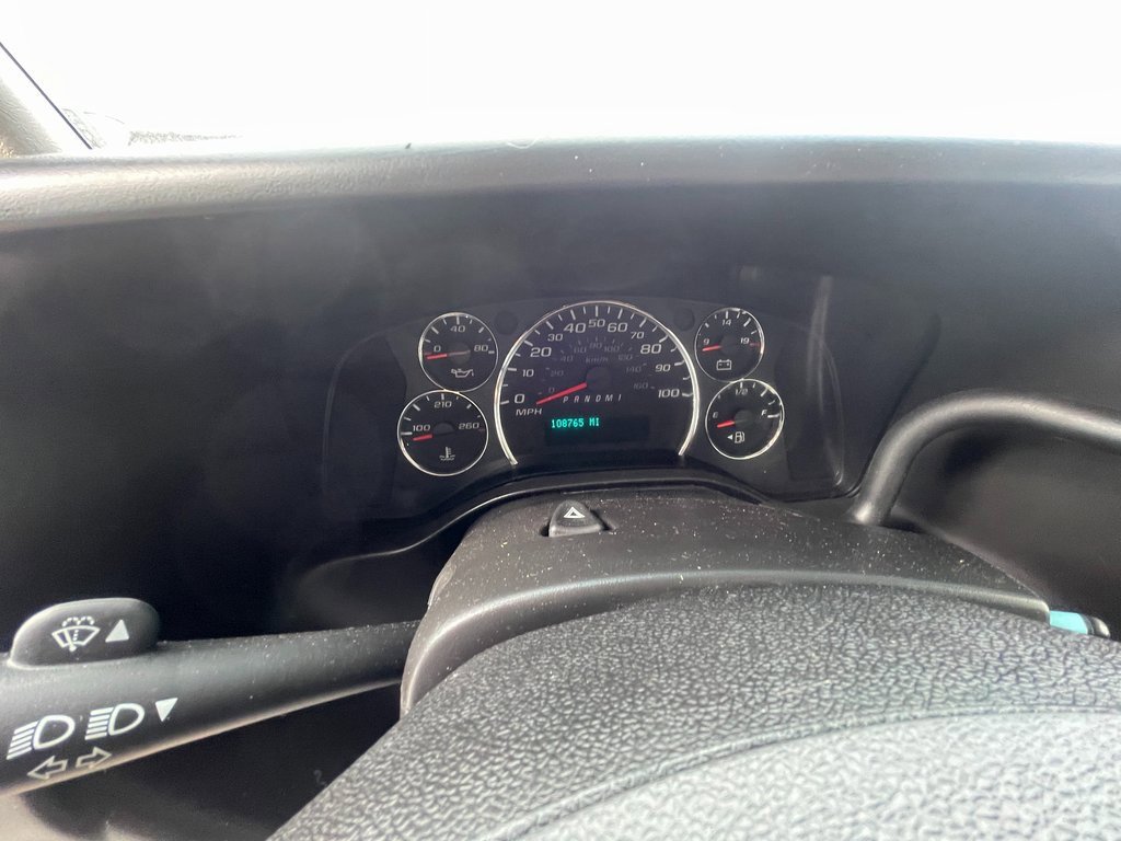 Used 2015 Chevrolet Express 3500 Extended w/ Smoker's Package image 19