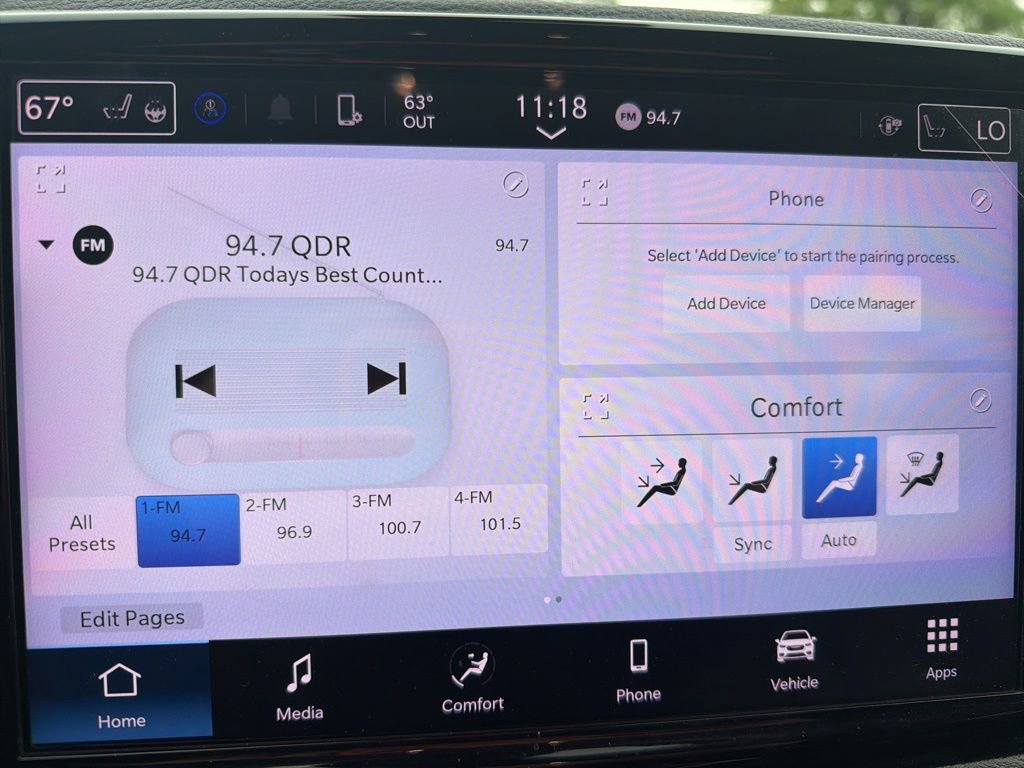 Used 2023 Chrysler Pacifica Touring-L FWD image 34