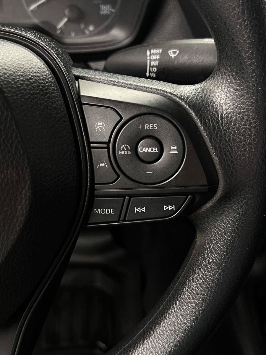 Used 2024 Toyota Corolla LE FWD image 9