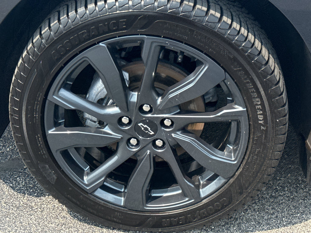 Certified 2022 Chevrolet Equinox RS w/ Infotainment Package AWD/4WD image 9