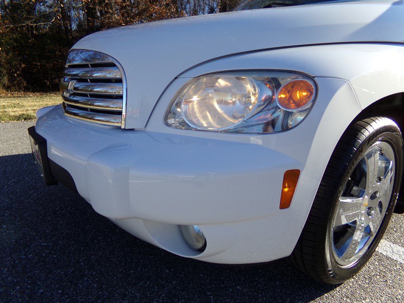 Used 2010 Chevrolet HHR LT w/ LT Preferred Equipment Group image 3