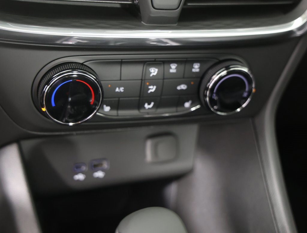 Used 2026 Buick Encore GX Preferred w/ Comfort Package image 15