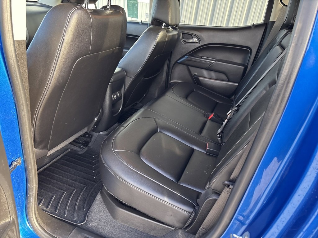 Used 2020 Chevrolet Colorado LT w/ Colorado RST Special Edition image 28