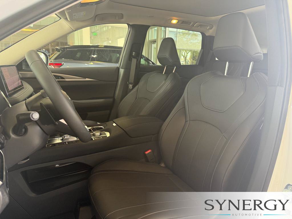New 2027 INFINITI QX60 Pure w/ Cargo Package FWD image 25