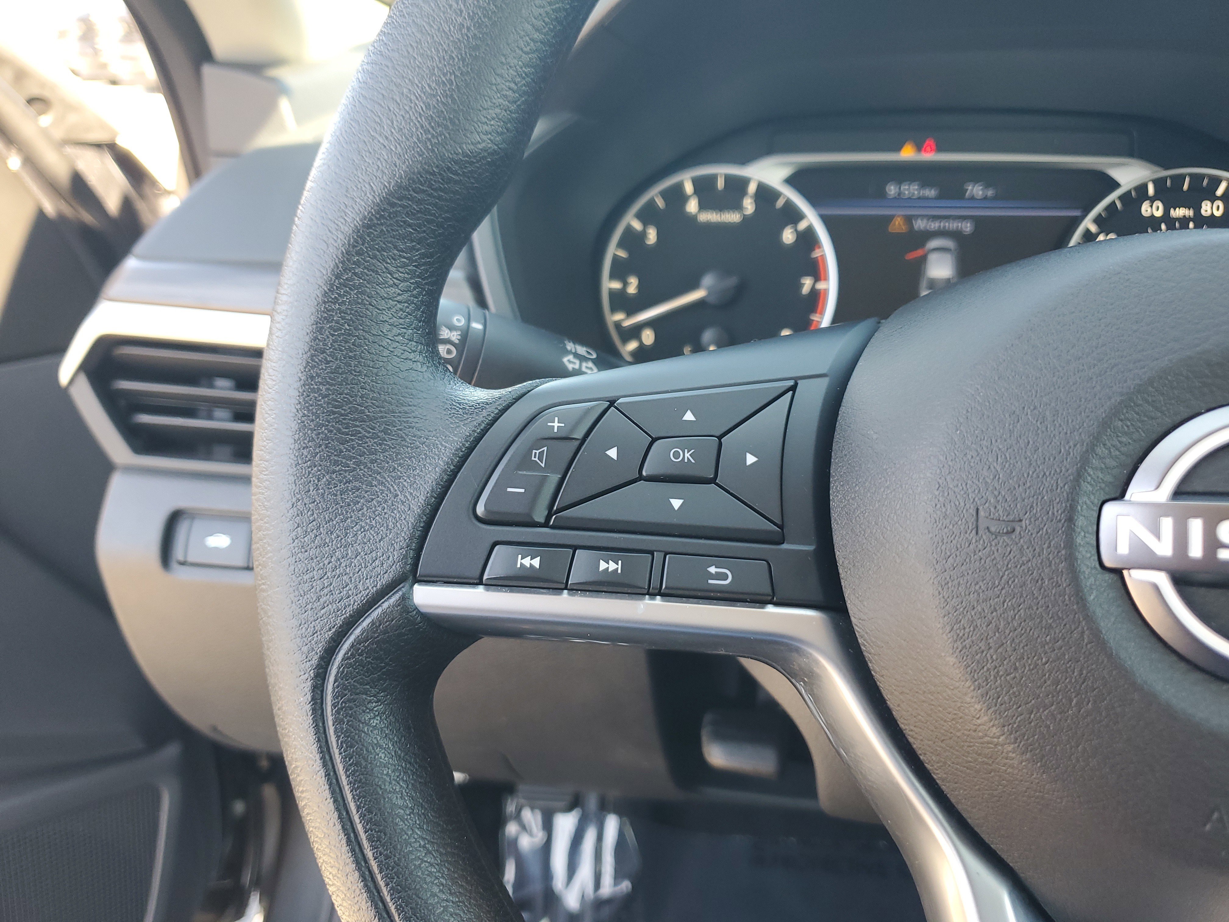 Certified 2025 Nissan Altima 2.5 SV image 19