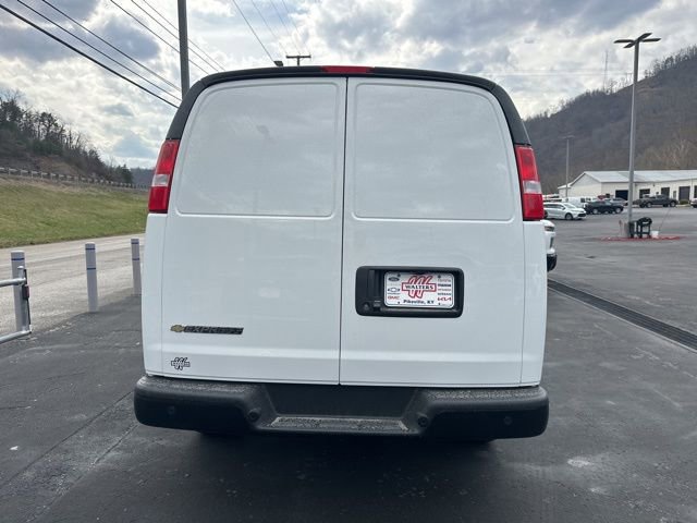 New 2026 Chevrolet Express 2500 w/ Driver Convenience Package RWD image 8
