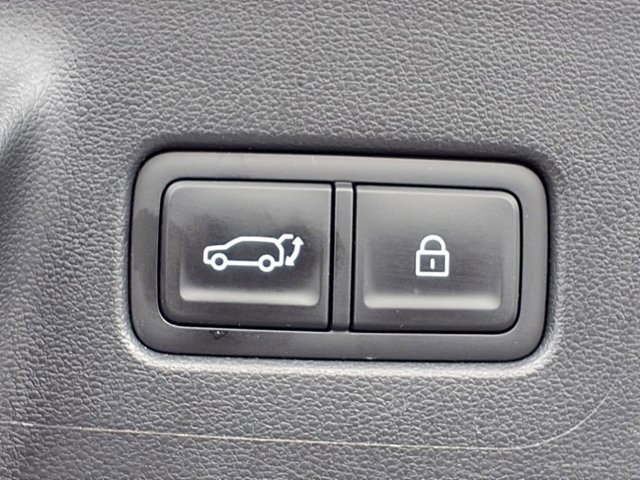 Used 2024 Hyundai Santa Fe Calligraphy image 11