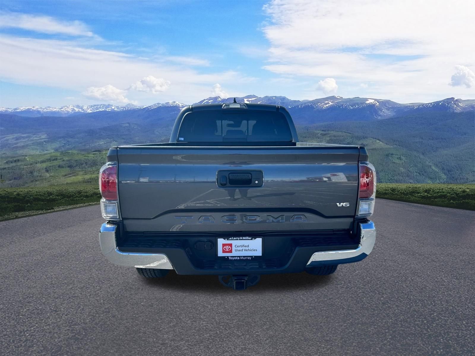 Used 2023 Toyota Tacoma TRD Off-Road image 4