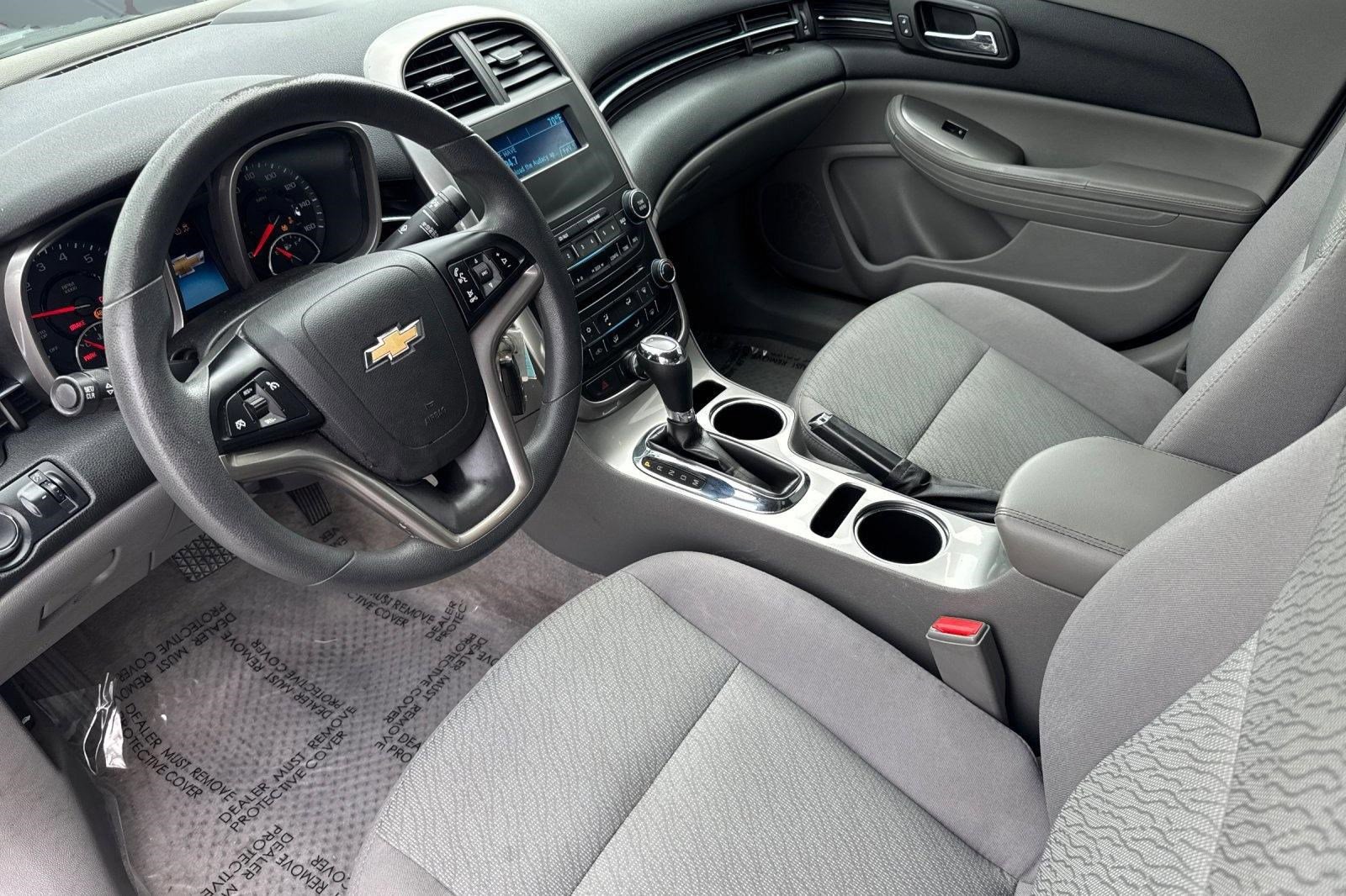 Used 2014 Chevrolet Malibu LS FWD image 4