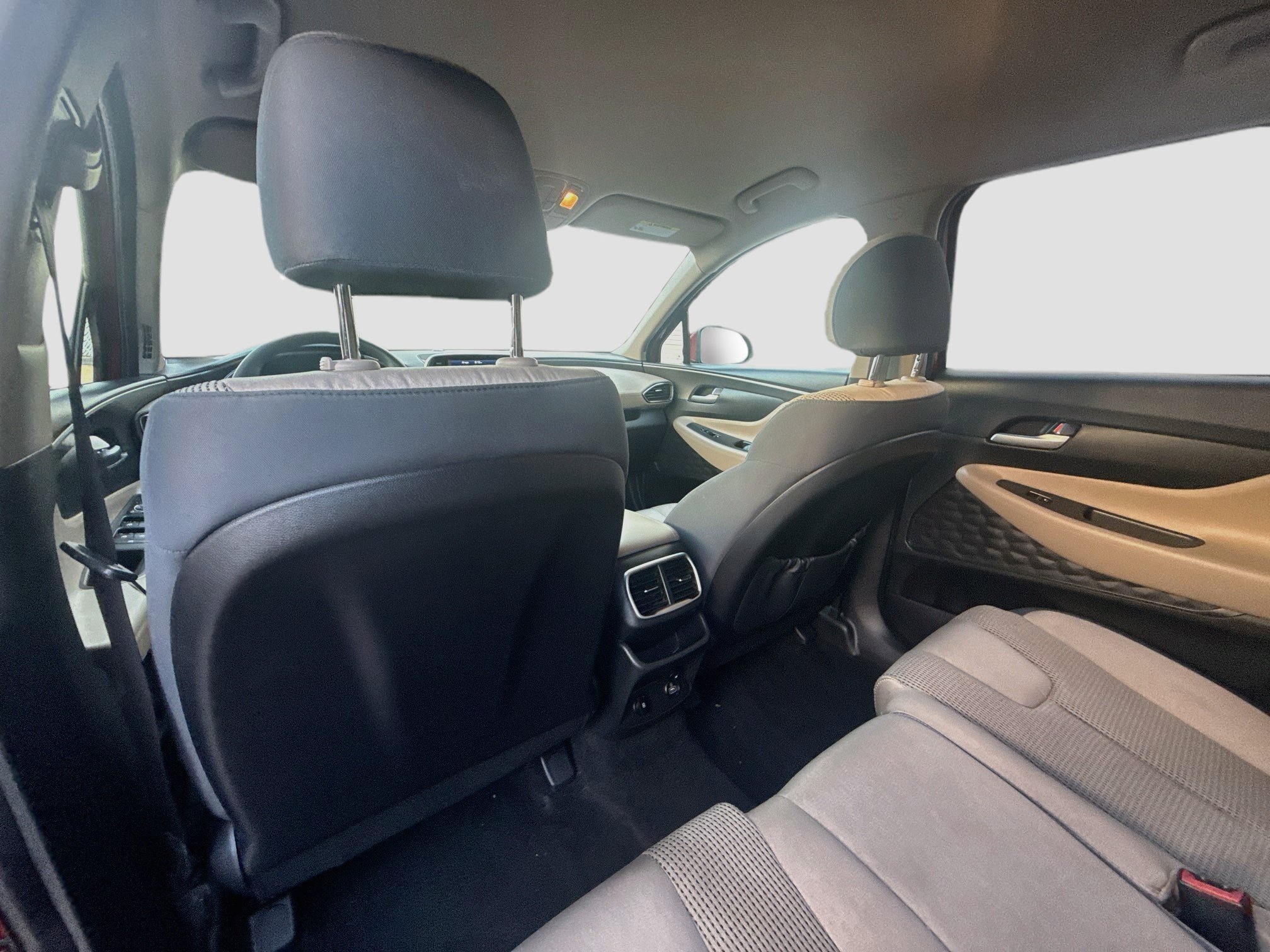 Used 2020 Hyundai Santa Fe SE FWD image 22