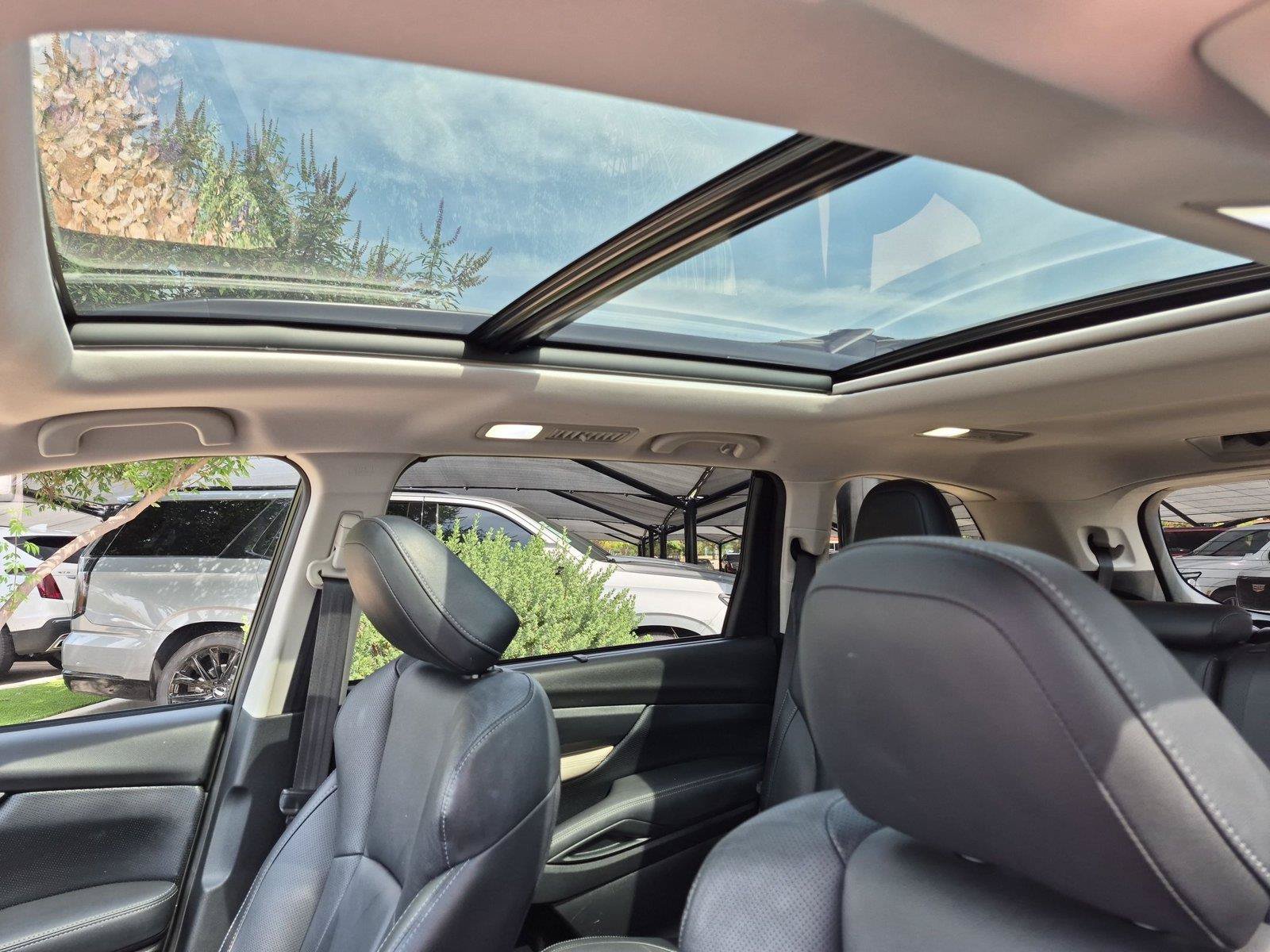 Used 2020 Subaru Ascent Limited w/ Technology Package AWD/4WD image 9