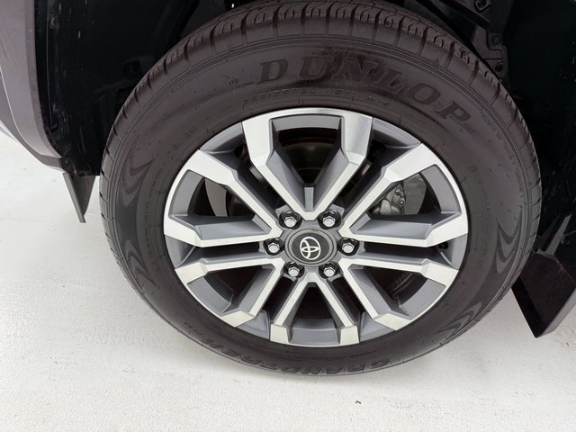 Used 2025 Toyota 4Runner Limited image 7