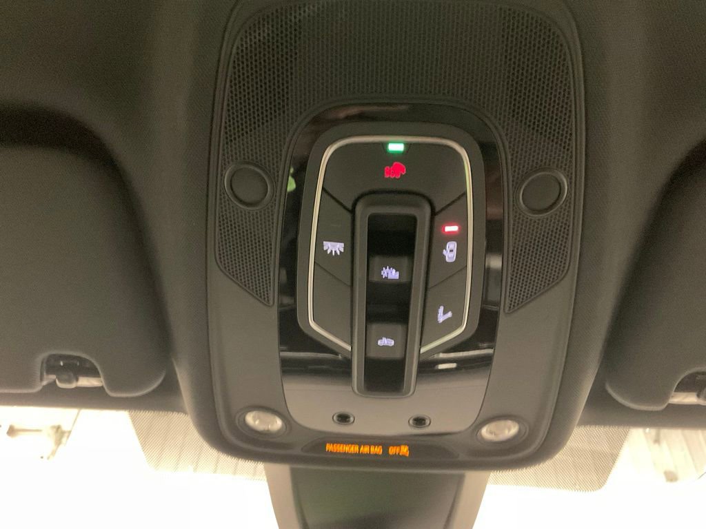 Used 2025 Audi Q7 3.0T Premium Plus image 26