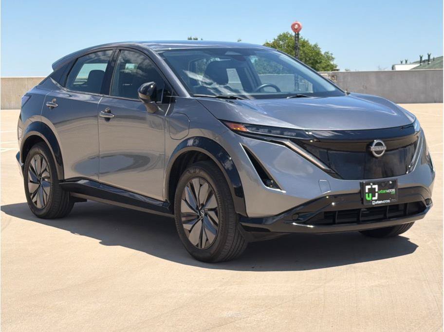 Used 2024 Nissan Ariya AWD image 37