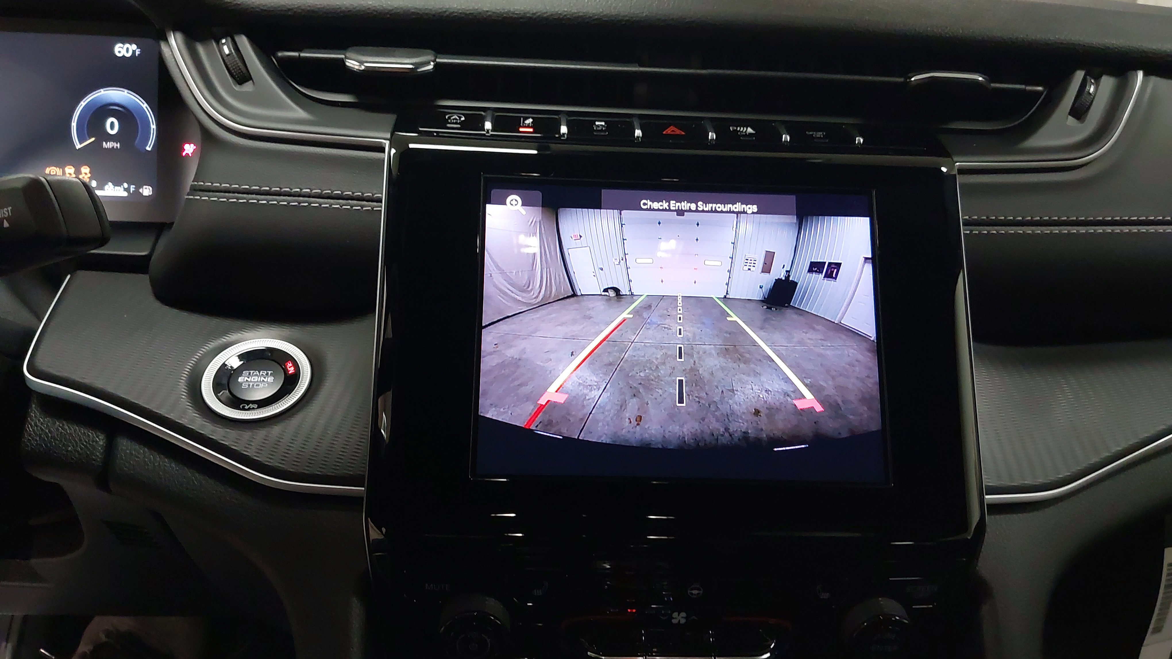 New 2025 Jeep Grand Cherokee Altitude image 36